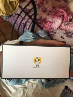 质量很好，很美观，小巧方便携带，走哪带哪，装电池的，可以随时更换。卖家还送了一个电池。很贴心，小小礼物也是心意，谢谢了。