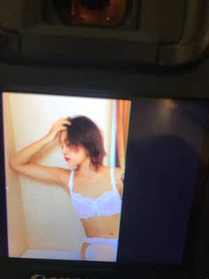 宝贝很棒！很好看百搭衬肤色！料子也很轻柔非常满意的一次购物