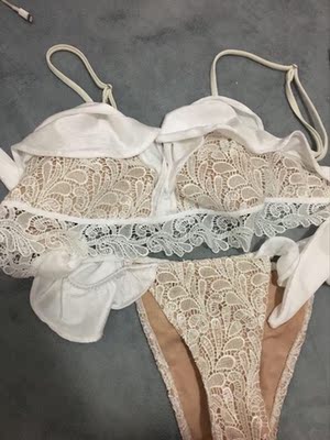 很好看，质量很奈斯，发货速度棒棒哒，海边穿，很不错