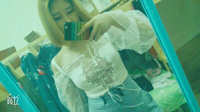 内衬尺寸到是不用担心，可是背心没有的我码只能买最大的将就里面要搭一件内衣了😥😥😥😥衣服很好看