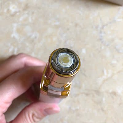 质量一般，很迷你小巧方便快捷，不过没有想象中剃的那么干净还是要多来回几次。