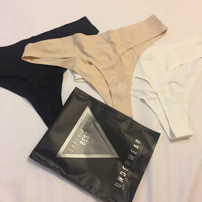 冰丝的材质很舒服，基础色能应对各种需求，买来穿在真丝连衣裙里面的，真的没印子了，臀围98cm，xl很合适，第一次穿这种丁字裤一点也不难受。以下是复制的。质量非常好，与卖家描述的完全一致，非常满意,真的很喜欢，完全超出期望值，发货速度非常快，包装非常仔细、严实，物流公司服务态度很好，运送速度很快，很满意的一次购物。