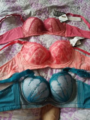 透气好一下买了三个  活动便宜多了，以后还来，不在实体店买了贵。省钱才是硬道理