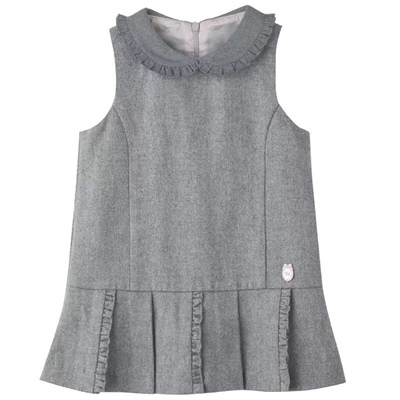 裤袜收到了，感觉质量不错，第二次购买了，虽有有一条一长一短，但不影响穿着，建议商家下次改进，可是商家态度不诚恳，我也没要求赔偿，商家说，裤袜都是这样的，我也无语了，十来块钱的东西也不去争论了，180D的质量比120的好，个人觉得比LS的质量舒服，给个好评吧！（以前在天猫淘宝上买东西，都是系统自动好评，花了有好多好多钱，后来才知道淘宝评论得积分可以涨淘气值时，才知道评论的重要性，所以以后无论买什么东西，我都先把这段话复制粘贴下来，然后再写宝贝评论，没错，评论80个字以上就可以获得50个积分。）