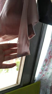 穿着还行算是比较舒服,不过上次买的刚四个月就坏了,这次买了两套看看质量如何吧!要还是易坏就要换别的了。第二张照片是五月底买的 穿着还行算是比较舒服,不过上次买的刚四个月就坏了,这次买了两套看看质量如何吧!要还是易坏就要换别的了。第二张照片是五月底买的