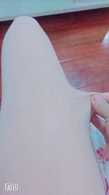 宝贝很喜欢,真的是一分价钱一分货,挺厚实的,重点是不起球不勾丝,穿上去很好看很显腿瘦呀嘻嘻 宝贝很喜欢,真的是一分价钱一分货,挺厚实的,重点是不起球不勾丝,穿上去很好看很显腿瘦呀嘻嘻