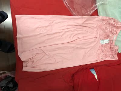 大品牌的东西就是不一样，虽然稍微贵了点，但无论物流、做工还是摸上去手感，都是非常好。希望老婆喜欢，下次继续光临。