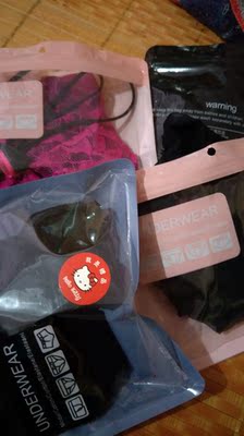 很快收到 和店里的 一样 价格 实惠 质量好一次买了好几件 还送了 🎁礼物 很快收到 和店里的 一样 价格 实惠 质量好一次买了好几件 还送了 🎁礼物