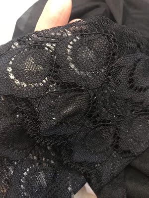 质量看起来很棒哦,试穿了一下有一丢丢不好意思,总体五颗星赞赞赞,会回购哒哟 质量看起来很棒哦,试穿了一下有一丢丢不好意思,总体五颗星赞赞赞,会回购哒哟