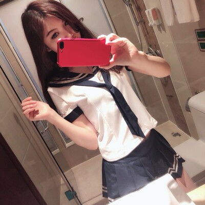 第三次关顾她们家了,很惊喜,要了M码,163 52Kg穿上刚刚好,自拍起来不亦乐乎,真的很好看。 第三次关顾她们家了,很惊喜,要了M码,163 52Kg穿上刚刚好,自拍起来不亦乐乎,真的很好看。