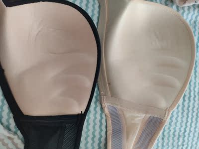 买来搭配一字肩穿的,很合身,就是有些味道,肤色上有个上面有点污渍 买来搭配一字肩穿的,很合身,就是有些味道,肤色上有个上面有点污渍