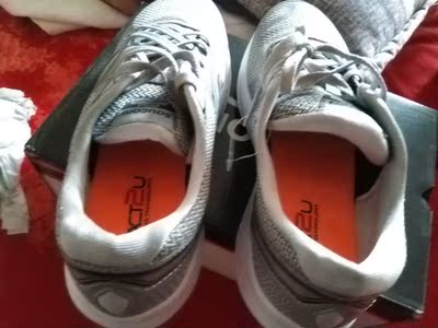 鞋子舒适感出乎意料，这个价位很划算，会继续关注的&hellip;