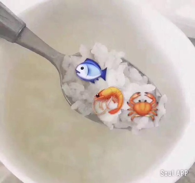 以前在天猫淘宝上买东西，都是系统自动好评，花了有好多好多钱，后来才知道淘宝评论得积分可以涨淘气值时，才知道评论的重要性，所以以后无论买什么东西，我都先把这段话复制粘贴下来，然后再写宝贝评论，没错，评论80个字以上就可以获得50个积分。