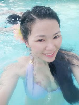 好看是好看就是内裤小了