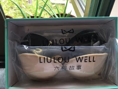 包装好  东西还不错 。现在只希望穿久了不会往下掉