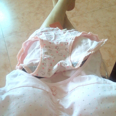 好评,质量很好一分钱一分货,买2件还送条纯棉内裤,大家可以购买。 好评,质量很好一分钱一分货,买2件还送条纯棉内裤,大家可以购买。