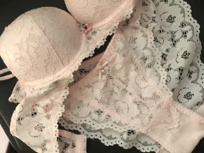 洗过才来评价的,不掉色不变形,最开心的是平时买的套装内裤都会偏小不合穿,他们家的居然不会,太开心了,质量是没话说 洗过才来评价的,不掉色不变形,最开心的是平时买的套装内裤都会偏小不合穿,他们家的居然不会,太开心了,质量是没话说