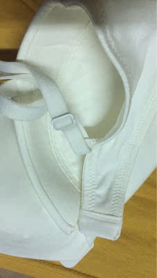 东西很好非常满意真的很漂亮穿上也很舒服真的是物美价廉哦啊 东西很好非常满意真的很漂亮穿上也很舒服真的是物美价廉哦啊