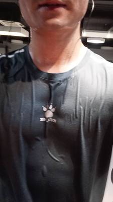 很好，快递给力。性价比高，高高高高高兴兴的高好好好好好看的好，再来一遍，高高高高高兴兴的高，好好好好好看的好~字字字字字字的字，美美美美美美的美~搓搓搓搓搓搓的搓~