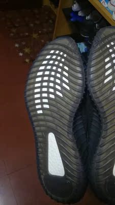 脚感简直了，不要太舒服。一到货就穿上出来溜达了。果然是一分钱一分货。货比了好几家，最终选择这家购买，看来我的选择是很明智的。接下来可以去健身运动咯。谢谢店主。我会推荐给其他朋友的。