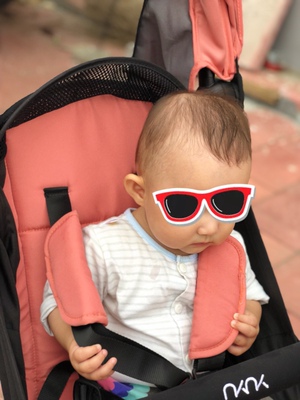 体验yuyu婴儿推车怎么样,好用吗?yuyu推车是哪个国家的品牌?