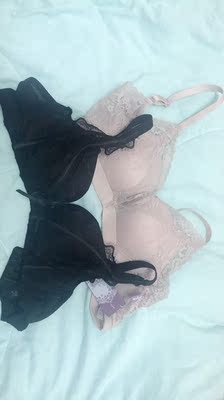 东西很好。很聚拢不会空杯。值得购买。谢谢直播小姐姐的推荐。还送了条内裤。很感谢。会一直买你家内衣。小熊妹子的福音。