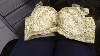 很舒服，塑身效果非常好，特别是内衬面料柔软，还有按摩珠，已经第二次购买了，赞?