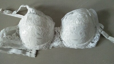 好极了，舒适度极佳，棉质，合体，收赘肉。