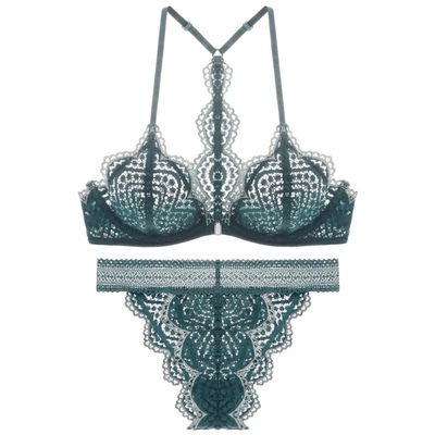 做活动买的  真的超级超级划算  一直是艾舒客的忠实粉丝  几年了  只穿他家的内衣  我喜欢这种以舒适为主的内衣  毫无束缚感