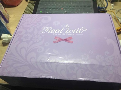 款式都炒鸡好看，双十二物流也很快，价格也很美丽，唯一不足的就是内衣有点偏厚