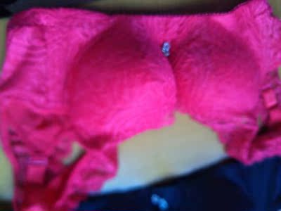 宝贝收到了，质量真的很好，比实体店便宜的很多，感觉这个价买的这么好的东西真是赚了，今天又下单买了两件