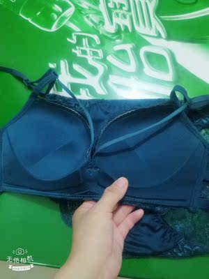 宝贝收到很满意，实物比图片还要高大尚。大爱大爱