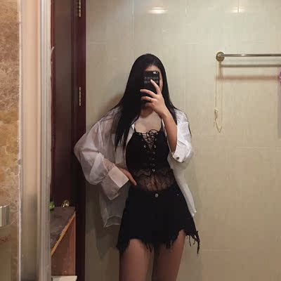 东西很不错 没有异味 蕾丝很软不扎 唯一缺点就是没有内衬海绵 需要自己带胸贴