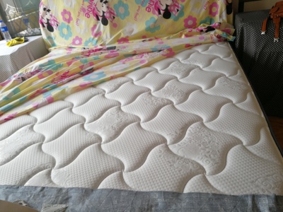 目前看来喜临门床垫怎么样，质量很差是真的吗