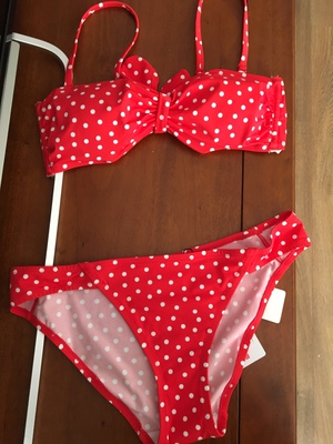 法式圆点复古款太好看了 穿上也很合身 打算穿去苏梅浪