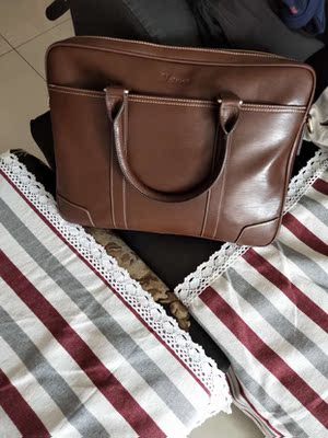 讨论Volition男包怎么样，质量很差是真的吗