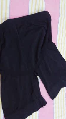 宝贝收到了，试穿了一下，很舒服，料子很柔软。