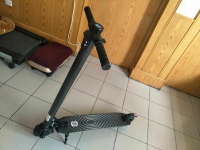 目前看来揭秘jasion电动滑板车怎么样，电池续航能力好吗？耐用吗？