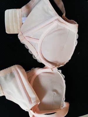 质量非常好，与卖家描述的完全一致，非常满意,真的很喜欢，完全超出期望值，发货速度非常快，包装非常仔细、严实，物流公司服务态度很好，运送速度很快，很满意的一次购物～会回购，已经推荐给闺蜜了～