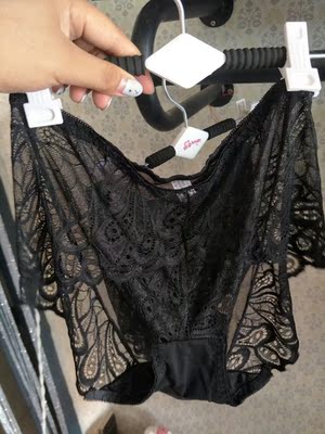 内裤质量非常好，穿着也舒服，还性感，客服服务态度很好，快递服务也非常好