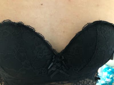 很漂亮，送给女朋友的，超级喜欢，很漂亮，送给女朋友的，超级喜欢，大家赶紧买吧，赶紧买吧