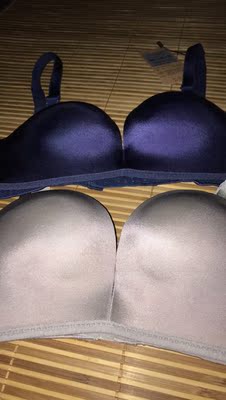 宝贝真心的好！是我淘宝以来买的最满意的内衣！适合小胸的妹子！