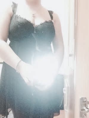 穿着特别舒服 适合大胸美女的一款睡衣 面料柔软 胸型也很合适 最重要是穿着也显瘦 很合身 选了很多家 最后看评价挺好的最后如我所愿也是非常满意的一次购物