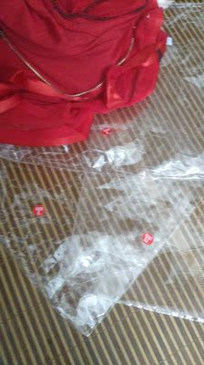 质量超级差，乱发尺码，客服属于智障型！！三件错两件，想叫他去**！！！