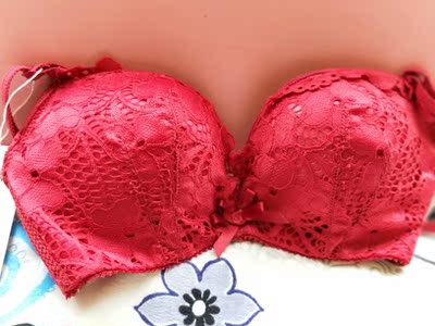 质量很好 颜色也非常漂亮，没有色差，这个色的和图片一样，非常好，性价比很高，质量也不错，很实惠，对得起这个价格，卖家发货也很快。