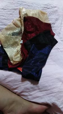 特别喜欢,就是这次的颜色有点暗,没有鲜艳的好看,建议买嫩一点的,比较好看,老公喜欢😍 特别喜欢,就是这次的颜色有点暗,没有鲜艳的好看,建议买嫩一点的,比较好看,老公喜欢😍