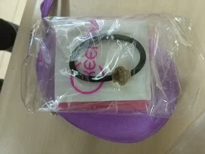 宝贝挺好的，手感特别好，摸起来很舒服，店家还送了小礼物。客服也很棒呢。