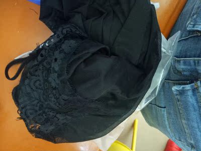 衣服很漂亮，纱也特别软，喜欢喜欢