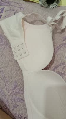 宝贝收到了 感觉质量很好哦 像是纯棉的 尺码也正好