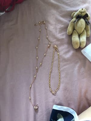 宝贝到了很漂亮,店主服务态度也不错值得购买 很漂亮 很喜欢,还会回购 宝贝到了很漂亮,店主服务态度也不错值得购买 很漂亮 很喜欢,还会回购